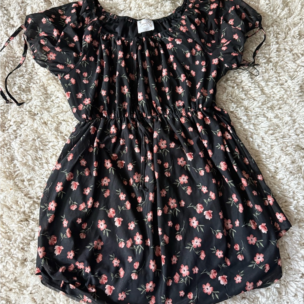 Elegant Black and Pink Floral siren, Lilly maternity Mini Dress - Picture 3 of 6